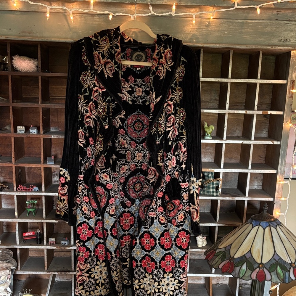 Johnny Was beautiful Black Multicolor Embroidered Jacket!